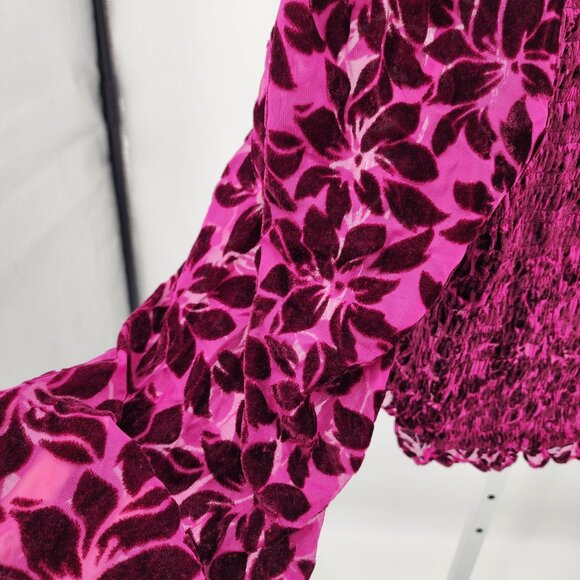 Torrid 2 Plus Sized 2XL Smocked Velvet Floral Top Long Sleeve Blouse Women - Picture 2 of 7